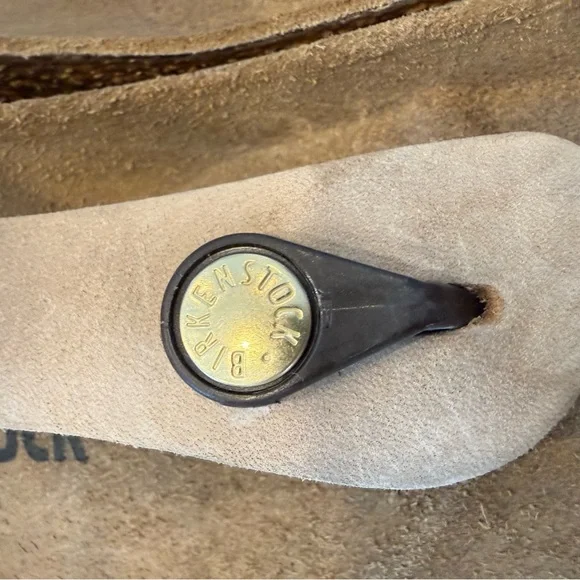 Birkenstock Gizeh BIG Buckle Women’s Sandcastle Nubuck Leather Sz US 7 EU 38 NEW - Picture 9 of 12